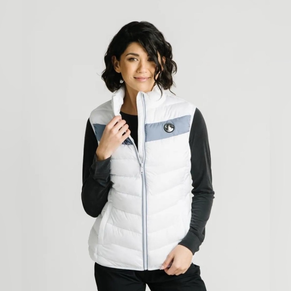 ❄️Zyia 𝐖𝐇𝐈𝐓𝐄 𝐕𝐎𝐍𝐃𝐄𝐋𝐏𝐀𝐑𝐊 𝐏𝐔𝐅𝐅𝐘 𝐕𝐄𝐒𝐓, size large